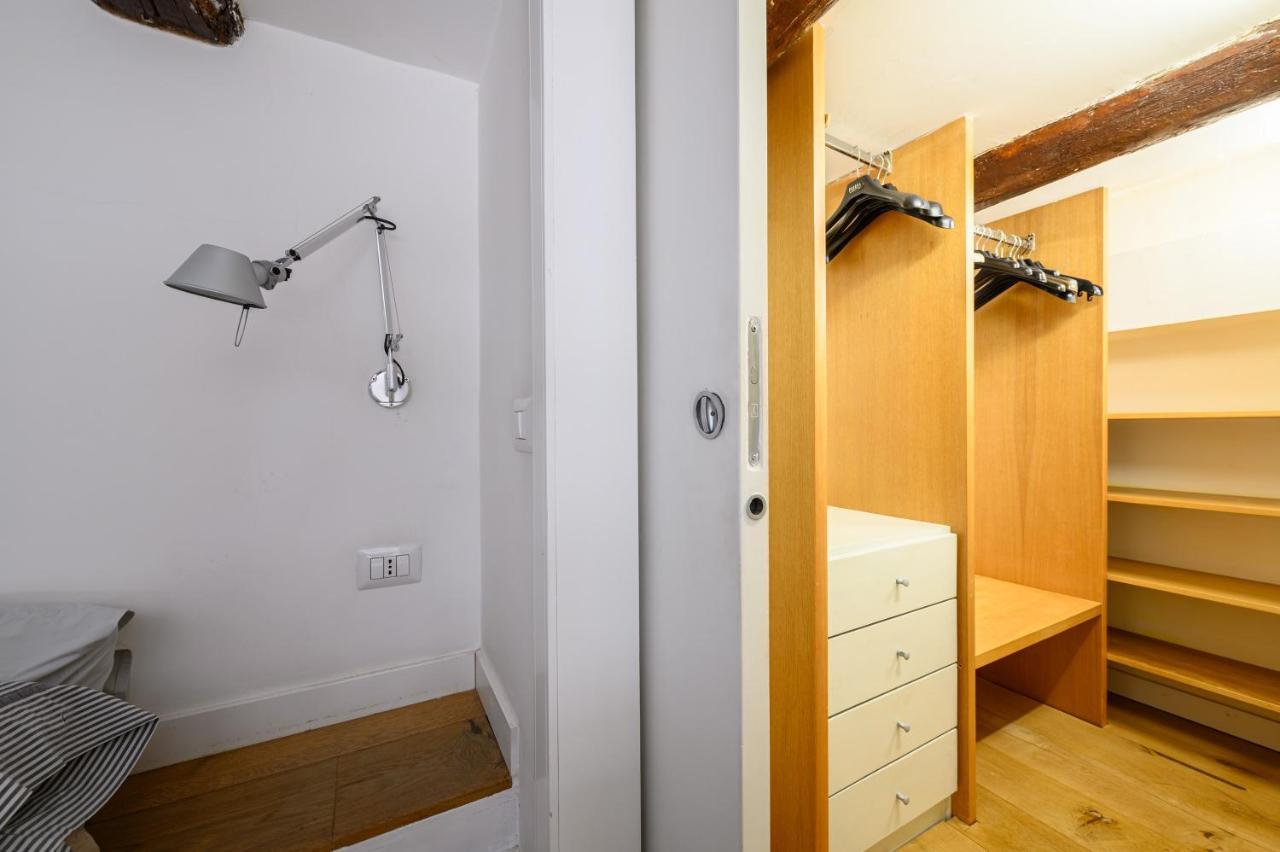 Vespa Apartment Neapol Zewnętrze zdjęcie