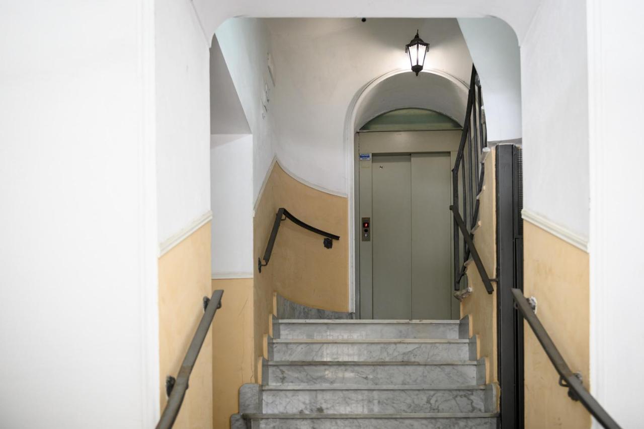 Vespa Apartment Neapol Zewnętrze zdjęcie